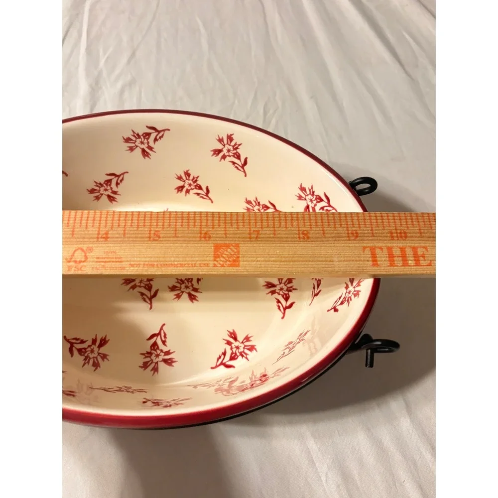 Temp-tations Floral Lace Oval Baker Set Red Cream Ceramic 2pc with Wire Racks EX